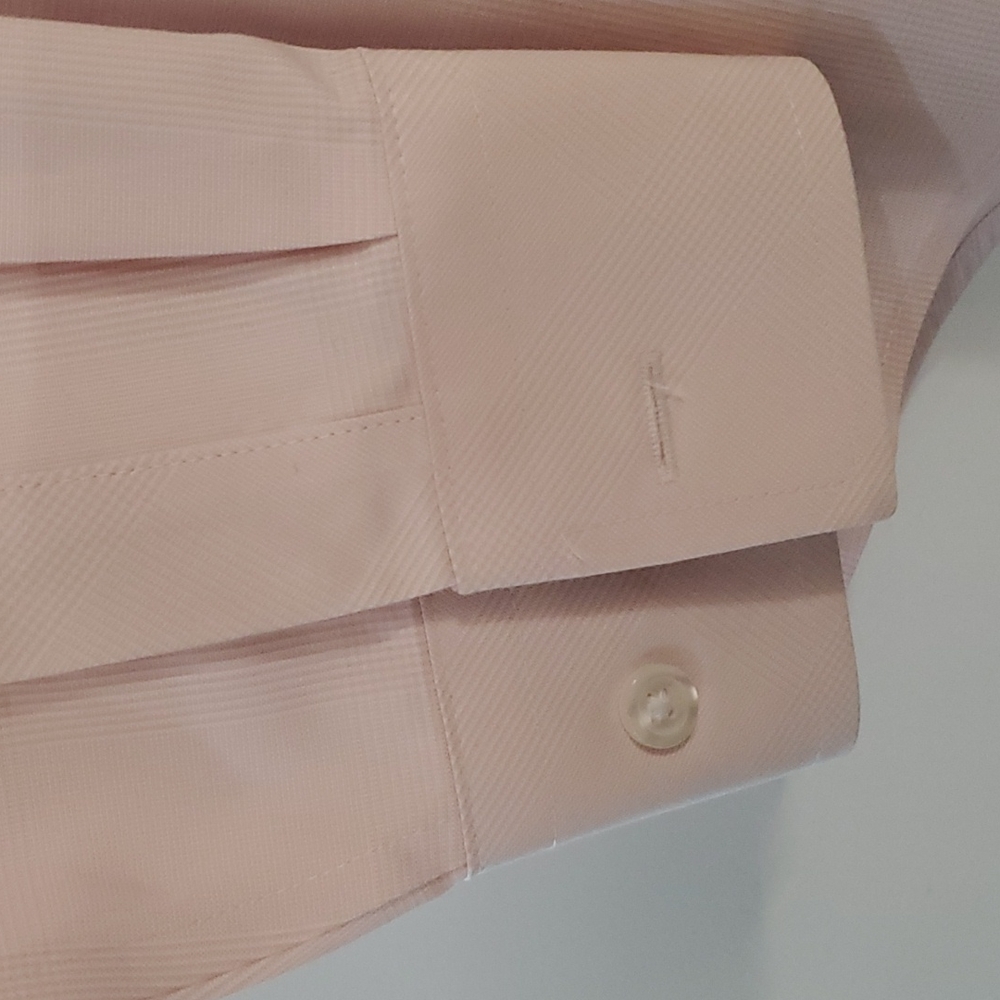 Ashworth button up - Picture 3 of 6